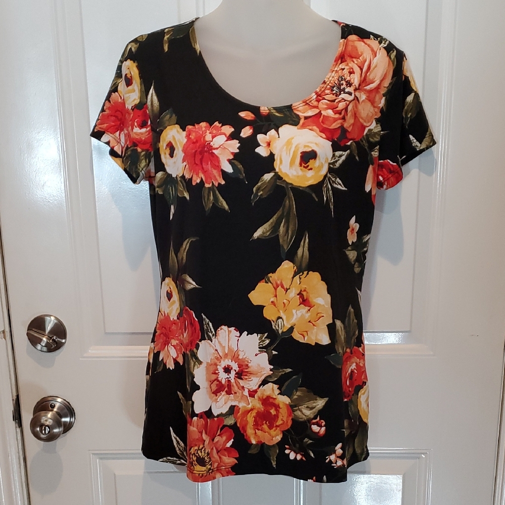 DownEast Black Floral Women's Blouse